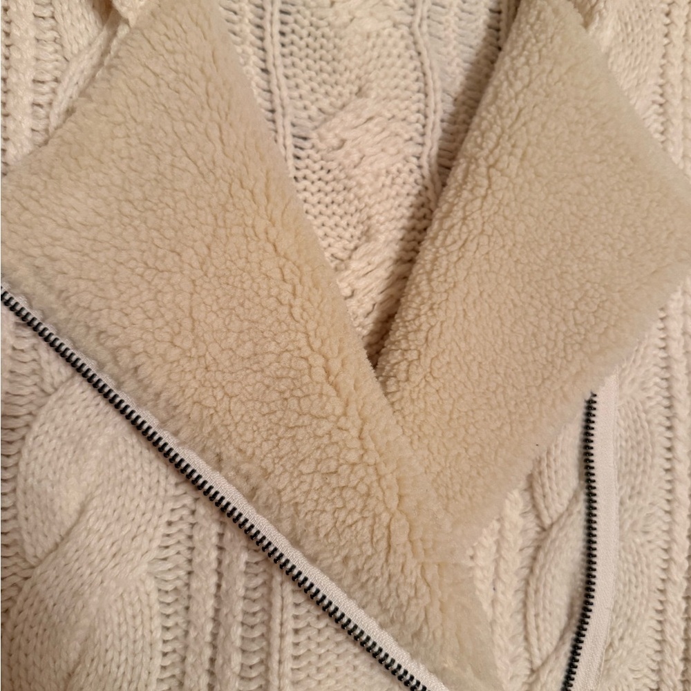 Twelfth Street By Cynthia Vincent Fleece lined sweater vest - Picture 3 of 6
